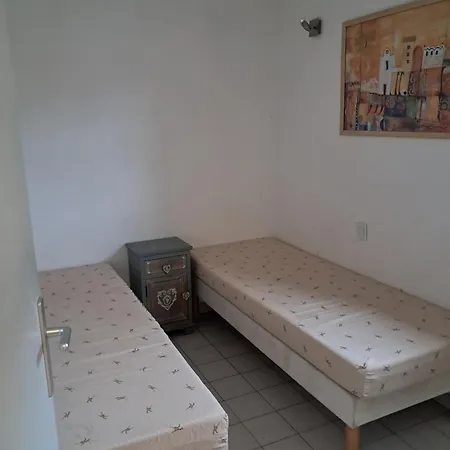 Les Jonquieres A Gassin, Avec Piscine Collective, G26 Apartment