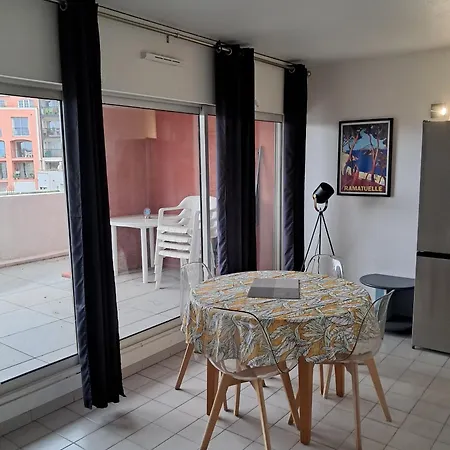Les Jonquieres A Gassin, Avec Piscine Collective, G26 *