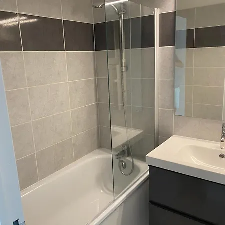 Les Jonquieres A Gassin, Avec Piscine Collective, G26 Apartment *