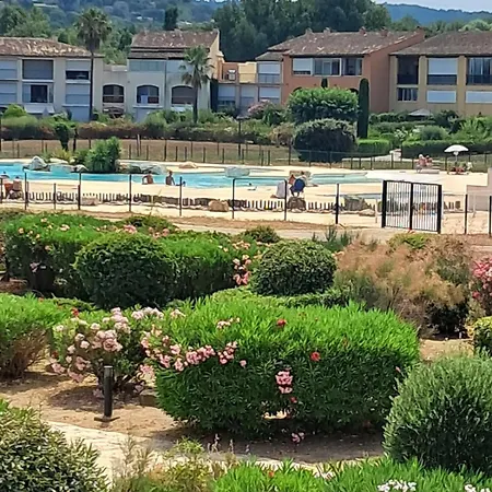 Apartment Les Jonquieres A Gassin, Avec Piscine Collective, G26 *