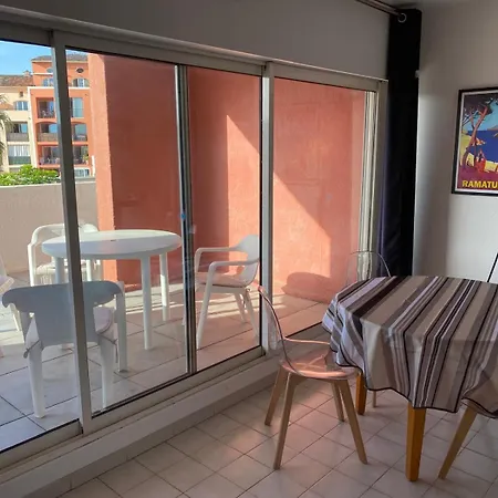 Apartment Les Jonquieres A Gassin, Avec Piscine Collective, G26 Gassin
